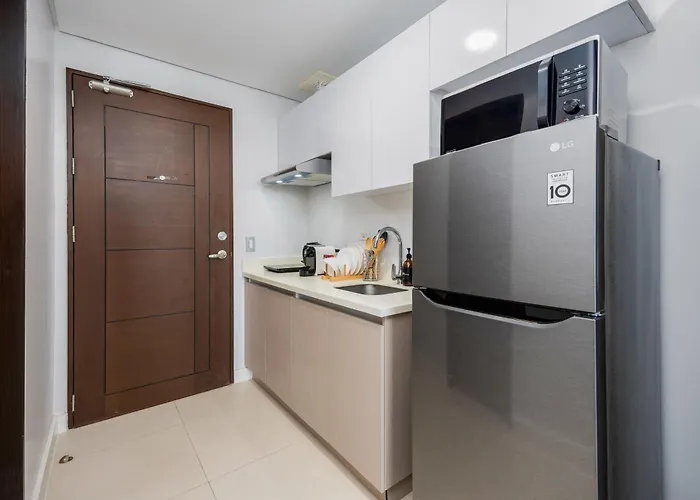 Hotel Virgo Nest - 38th Park Ave, It Park View 5*