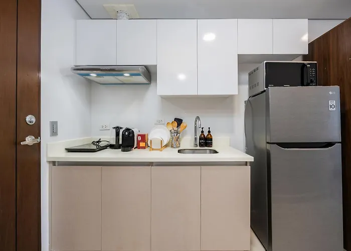 Hotel Virgo Nest - 38th Park Ave, It Park View 5*