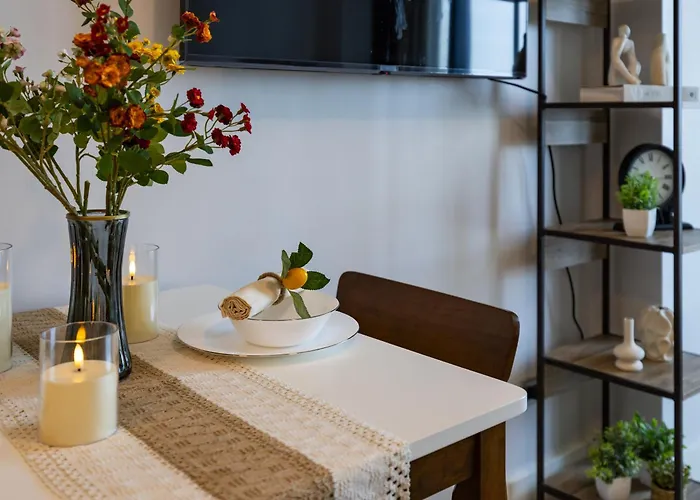 Virgo Nest - 38th Park Ave, It Park View Hotel